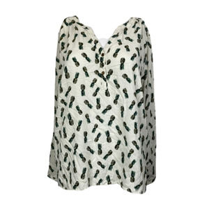 Chip & Pepper Shirt Womens Sz M Tunic White Pineapple Print V-Neck Button Blouse
